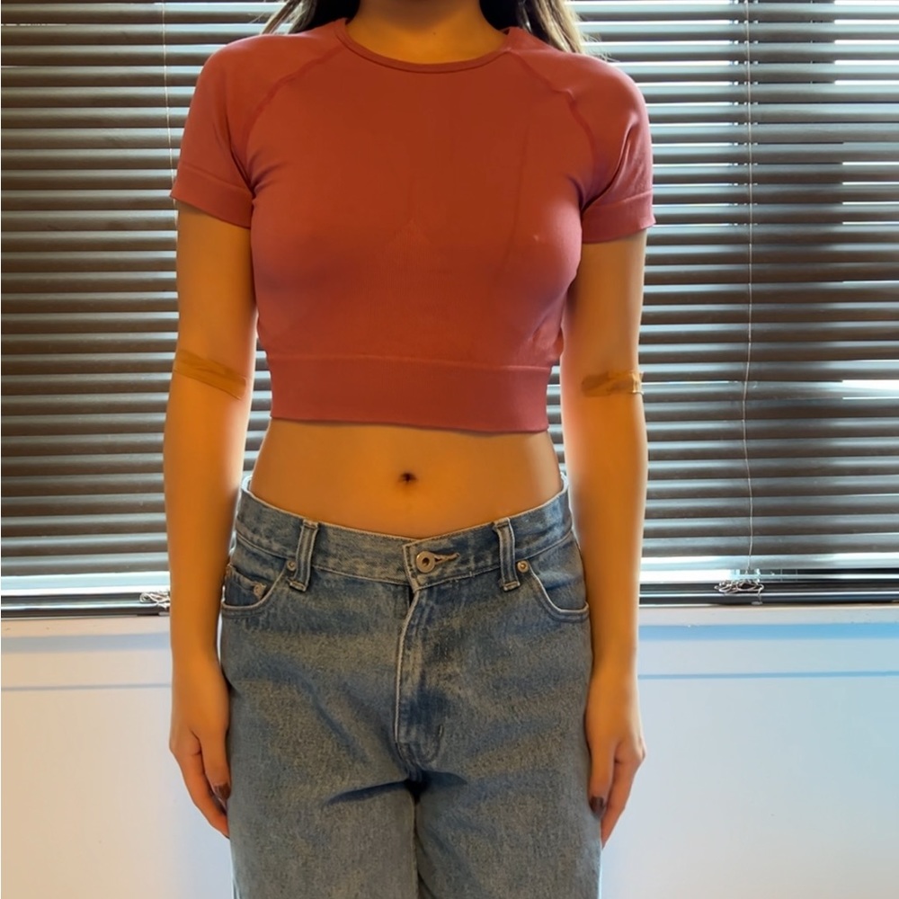 Active Cropped Workout Top